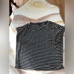 Back and white stripped tee